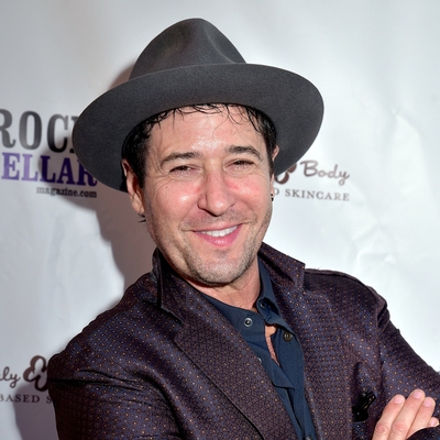 Rob Morrow Autograph Profile
