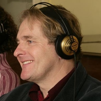 Robert Bathurst Autograph Profile