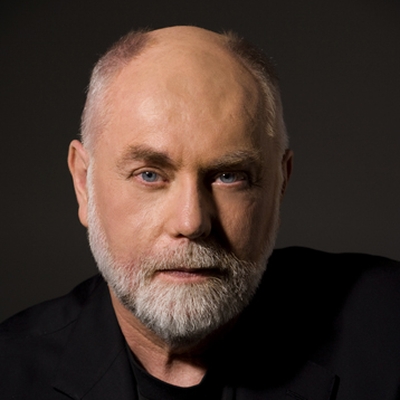 Robert David Hall Autograph Profile