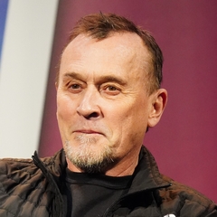 Robert Knepper