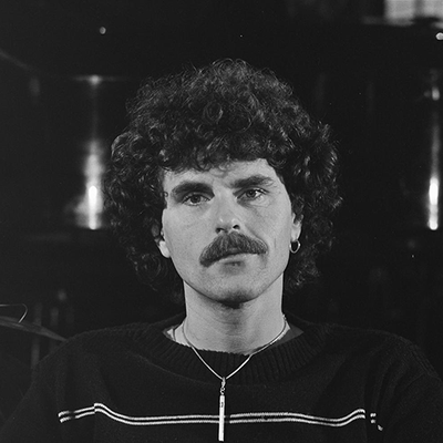Robert Long Autograph Profile