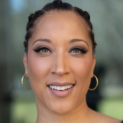 Robin Thede Autograph Profile