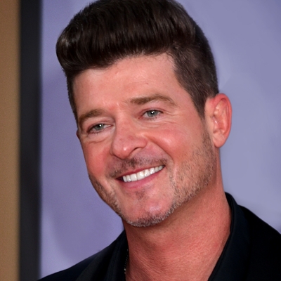 Robin Thicke Autograph Profile