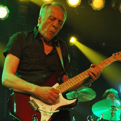 Robin Trower Autograph Profile
