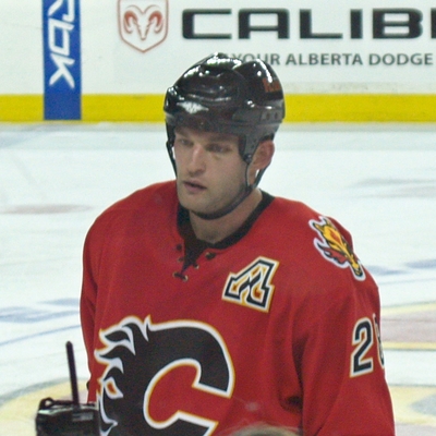 Robyn Regehr Autograph Profile