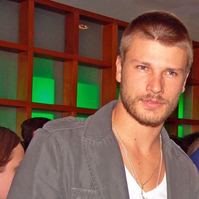 Rodrigo Hilbert Autograph Profile