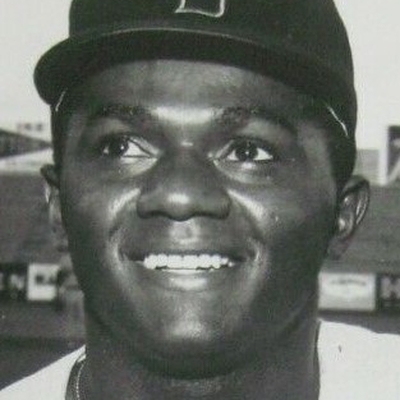 Rogelio Alvarez Autograph Profile