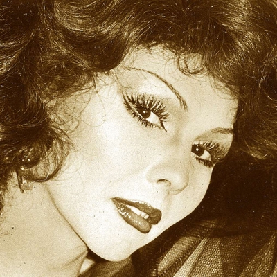 Romy Haag Autograph Profile