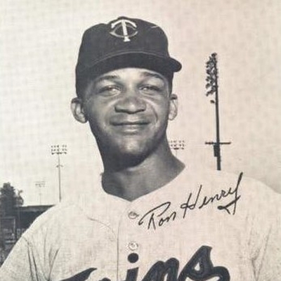 Ron Henry Autograph Profile