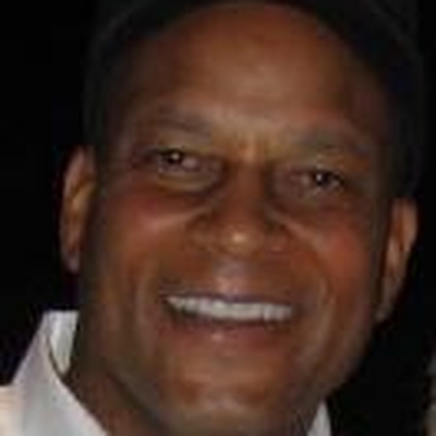 Ronnie Lott Autograph Profile