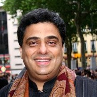 Ronnie Screwvala Autograph Profile
