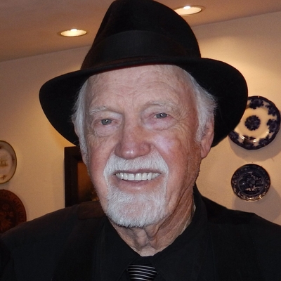 Ronny Cox Autograph Profile