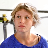 Rose Reynolds