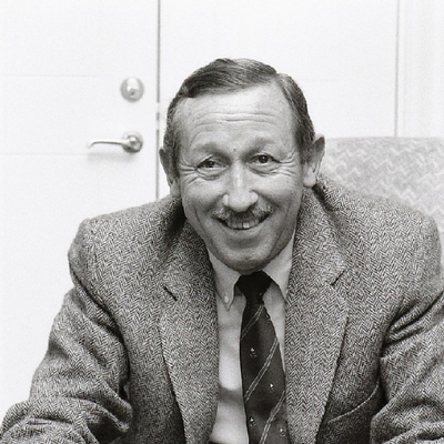 Roy E. Disney Autograph Profile