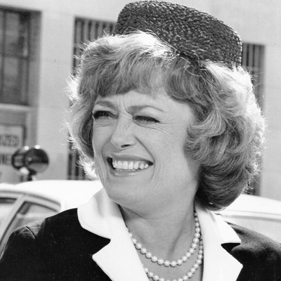 Rue McClanahan Autograph Profile