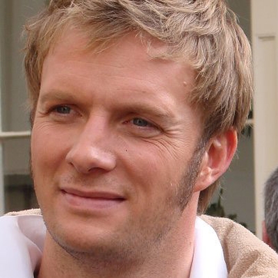 Rupert Penry-Jones Autograph Profile