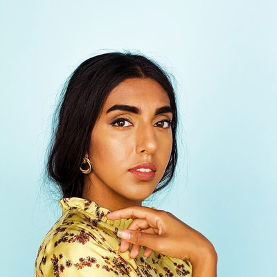 Rupi Kaur Autograph Profile