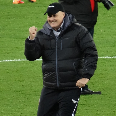 Russell Slade Autograph Profile