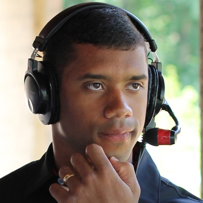 Russell Wilson Autograph Profile
