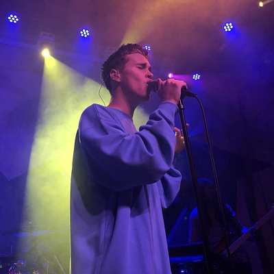 Ryan Beatty Autograph Profile