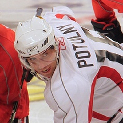 Ryan Potulny Autograph Profile