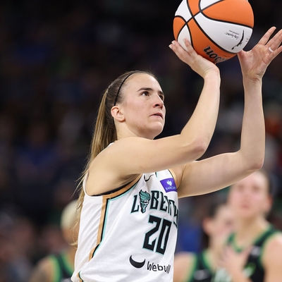 Sabrina Ionescu Autograph Profile