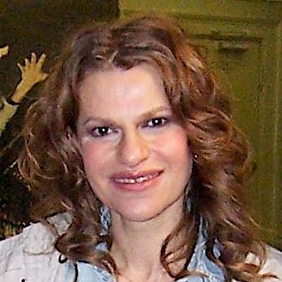 Sandra Bernhard Autograph Profile