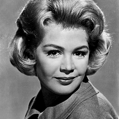 Sandra Dee Autograph Profile