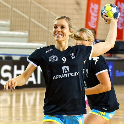 Sanne van Olphen Autograph Profile