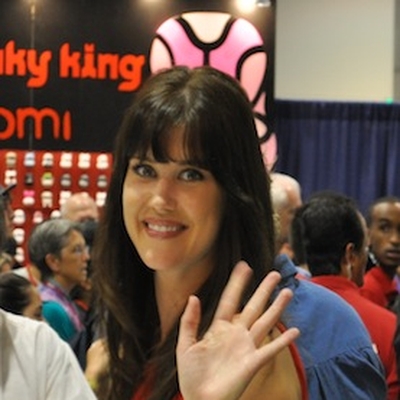 Sarah Lancaster Autograph Profile