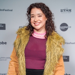 Sarah Steele