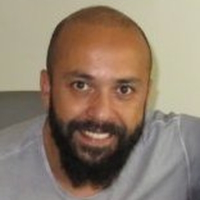 Sarp Akkaya Autograph Profile