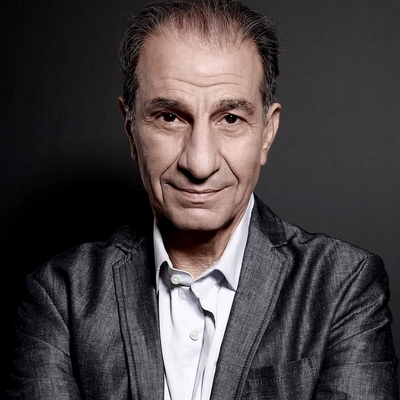 Sasson Gabai Autograph Profile