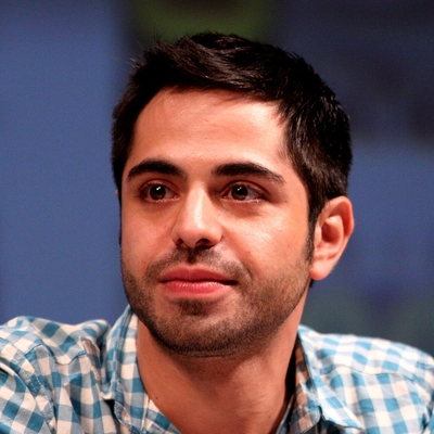 Satya Bhabha Autograph Profile