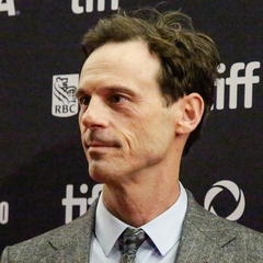 Scoot McNairy