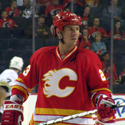 Scott Hannan Autograph Profile