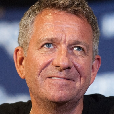 Sean Pertwee Autograph Profile