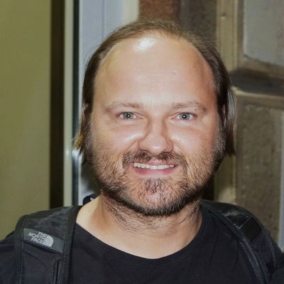 Sebastian Stankiewicz Autograph Profile