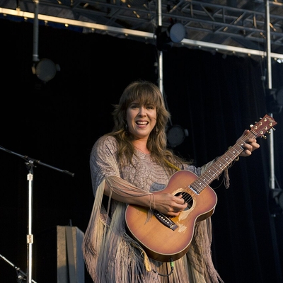 Serena Ryder Autograph Profile