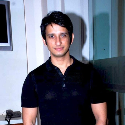 Sharman Joshi Autograph Profile