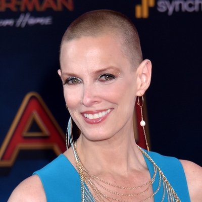 Sharon Blynn Autograph Profile