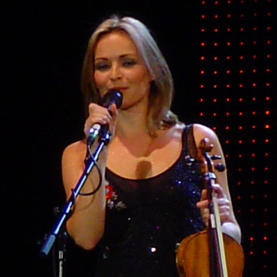 Sharon Corr Autograph Profile