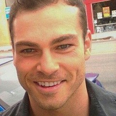 Shawn Roberts