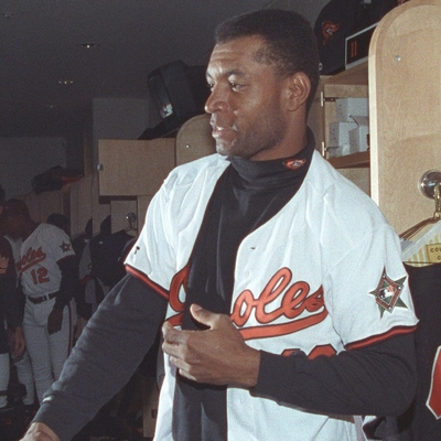 Sherman Obando Autograph Profile