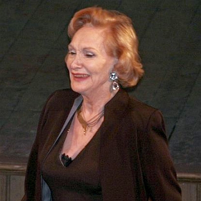 Siân Phillips Autograph Profile