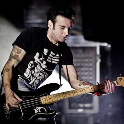 Simon Gallup Autograph Profile