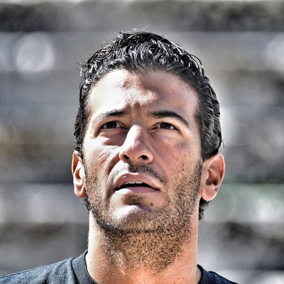 Simon Kassianides Autograph Profile
