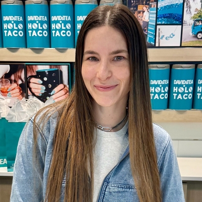 Simply Nailogical Autograph Profile