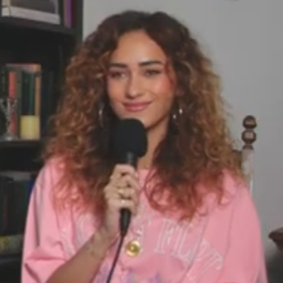 Skylar Stecker Autograph Profile