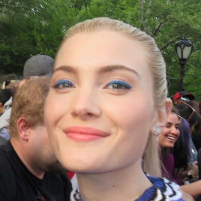 Skyler Samuels Autograph Profile